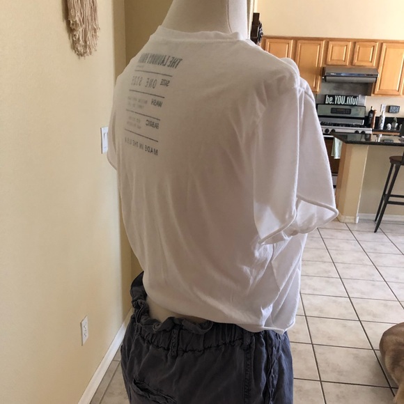 OS The Laundry Room Crop Tee - Picture 2 of 3